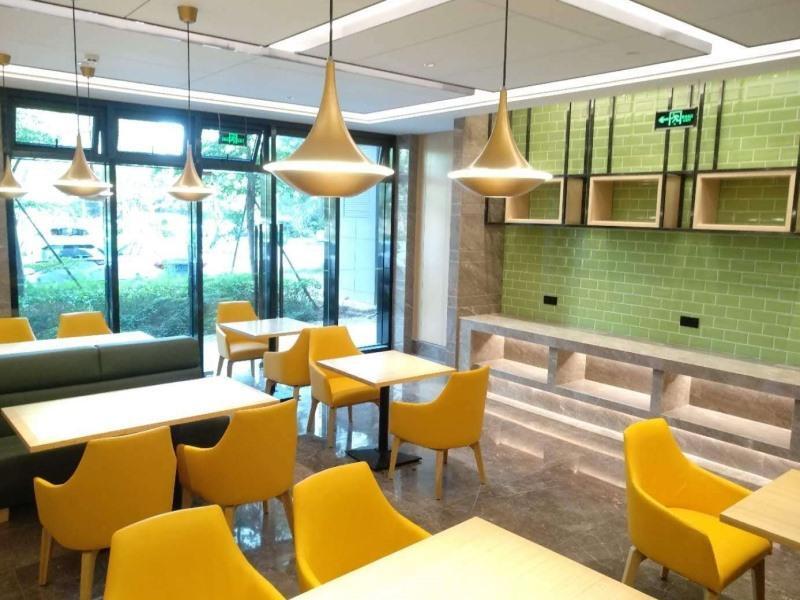 Фучжоу: GreenTree Inn Fuzhou South Railway Station