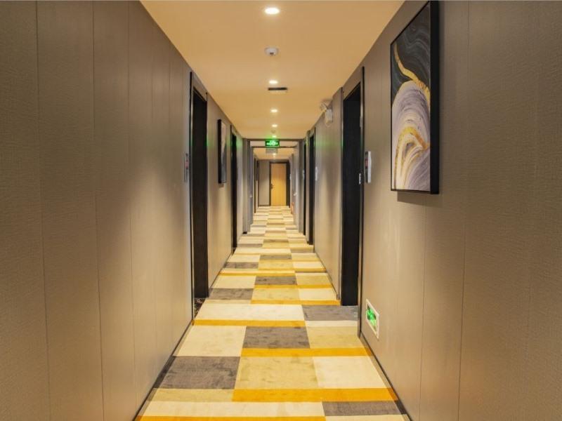 Фуян: Shell Hotel Fuyang Development Zone Xin'an Avenue