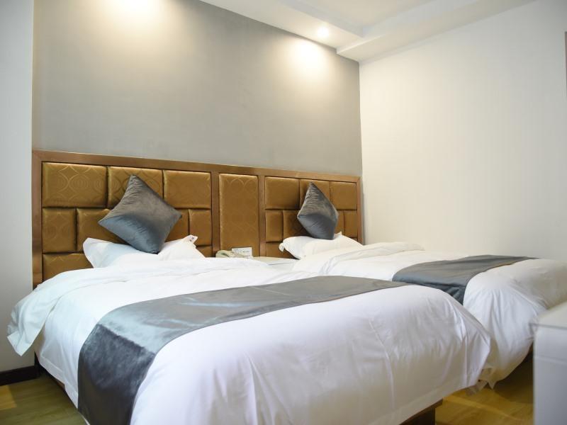 Лишуй: Shell Lishui High-speed Railway Station Hotel
