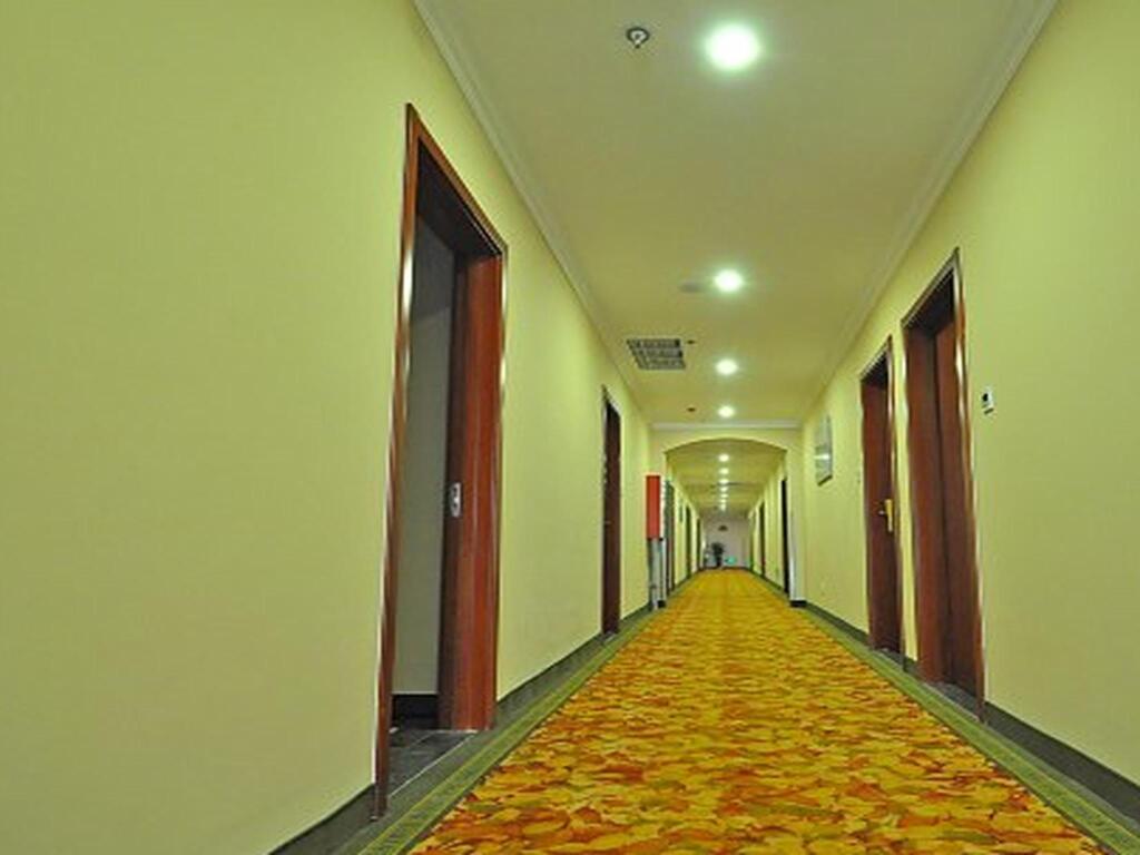 Линьи: GreenTree Inn Linyi International Convention Center Express Hotel