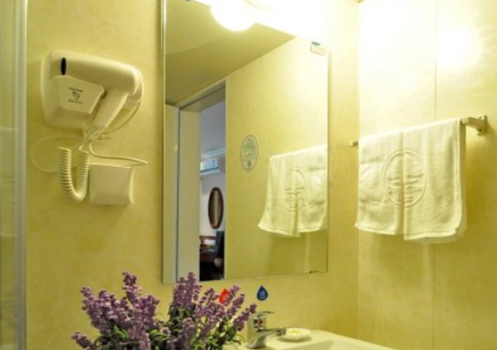 Линьи: GreenTree Inn Linyi International Convention Center Express Hotel