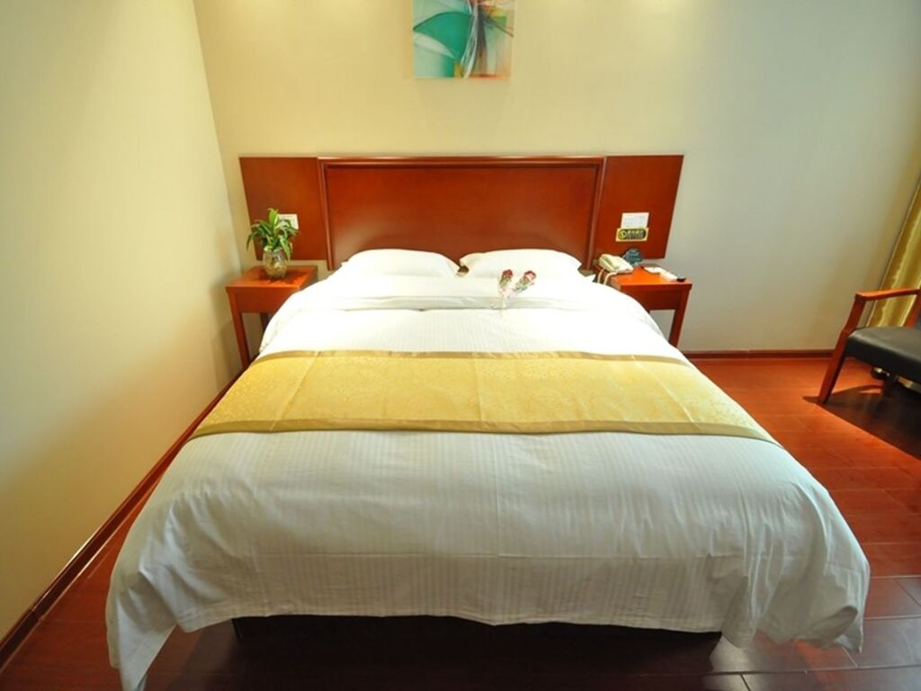 Линьи: GreenTree Inn Linyi International Convention Center Express Hotel