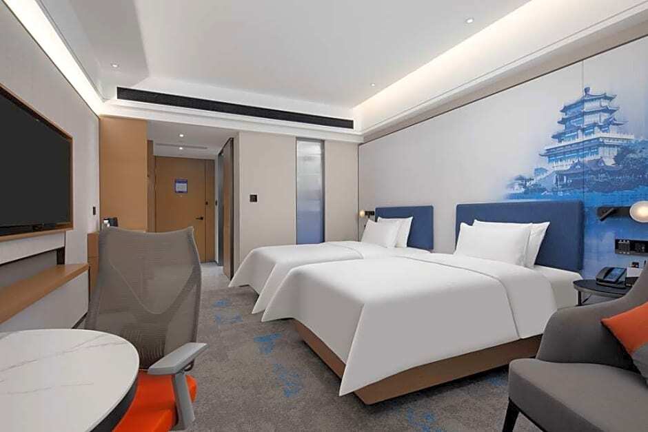 Цзинин: Hampton by Hilton Jining  Innovation Valley