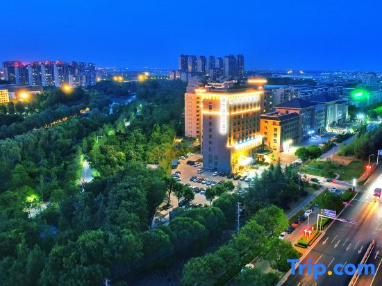 Цзинин: Hampton by Hilton Jining  Innovation Valley