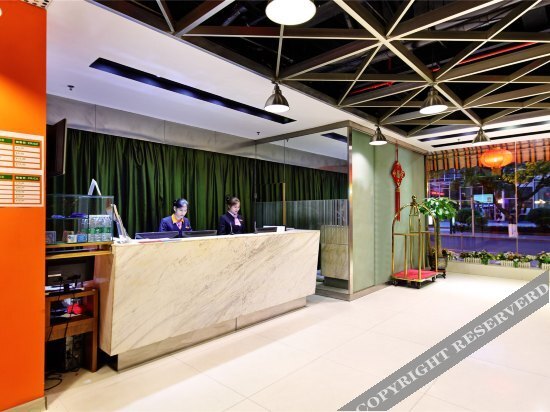 Хойчжоу: City Comfort Inn (huabianling Plaza store)