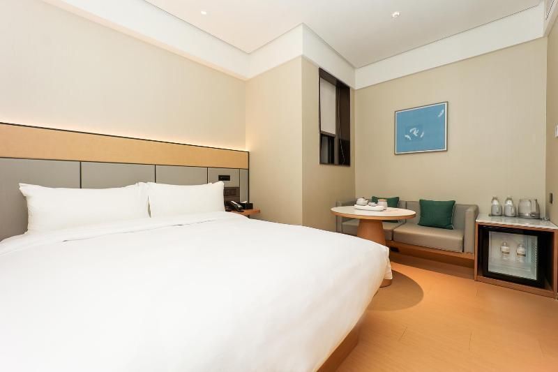 Шанхай: Ji Hotel Shanghai Zhongshan Park