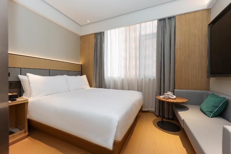 Шанхай: Ji Hotel Shanghai Xujiahui Caobao Road Subway Stat