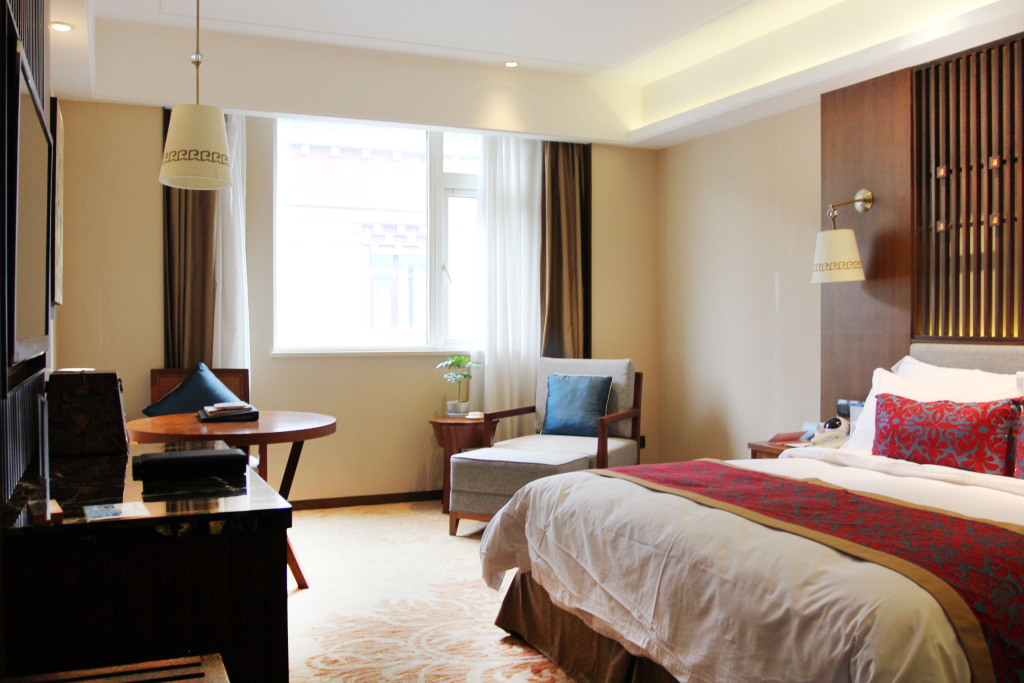 Шангри-Ла: Crowne Plaza Yading, an IHG Hotel