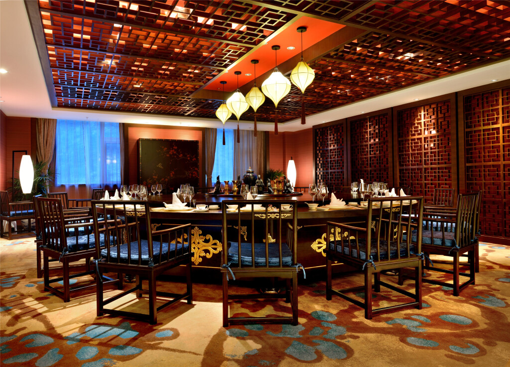 Шангри-Ла: Crowne Plaza Yading, an IHG Hotel