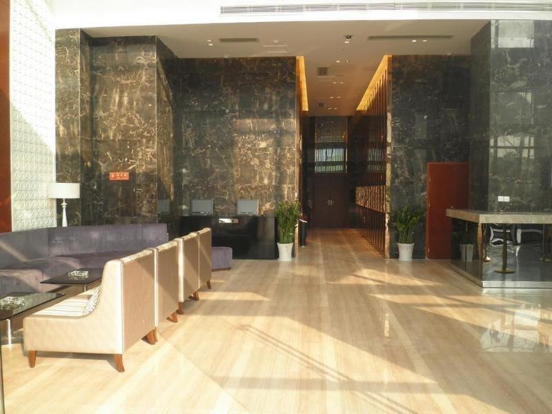 Ухань: Jinjiang Metropolo Hotel Wuhan Jingkai Wanda Sport