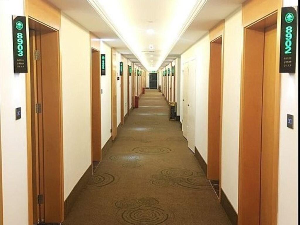 Яньчэн: GreenTree Inn Yancheng Tinghu Area Wanda Square Branch