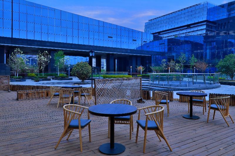 Crystal Orange Hotel Zhenjiang Logistics Building — фото 3