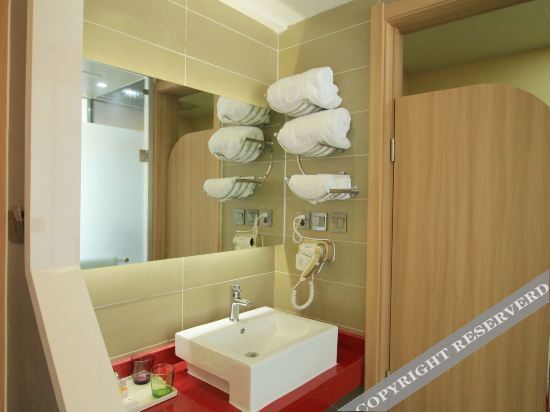 Яньтай: Thank U Hotel (Muping Yong'an)