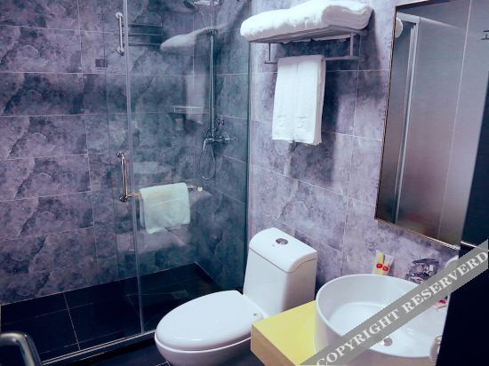 Чжэньцзян: Thank U Hotel (Danyang railway station store)