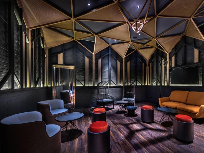 Пекин: Blossom House Beijing Houhai