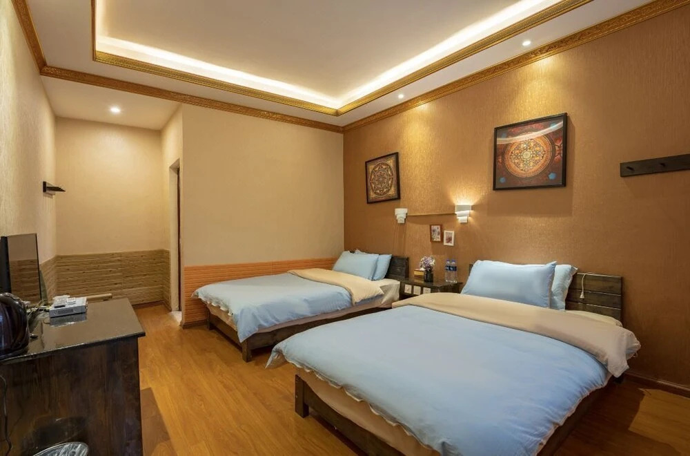 Шангри-Ла: Youjia Hotel