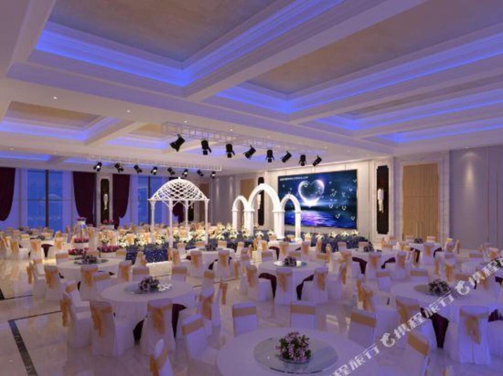 Фуян: Huayuan International Hotel