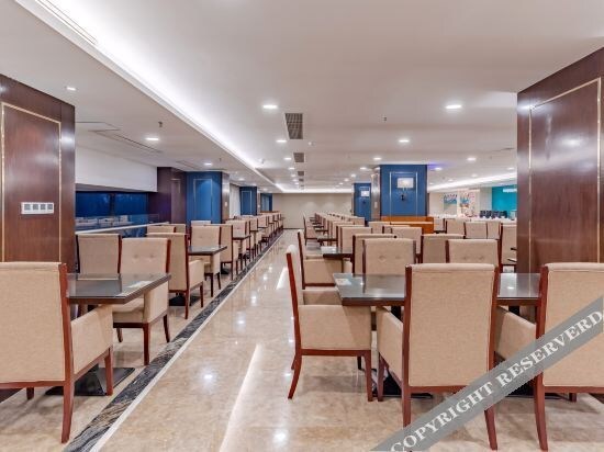 Фуян: Huayuan International Hotel