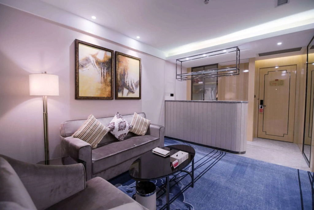Шэньчжэнь: Ramada Shenzhen Baoan