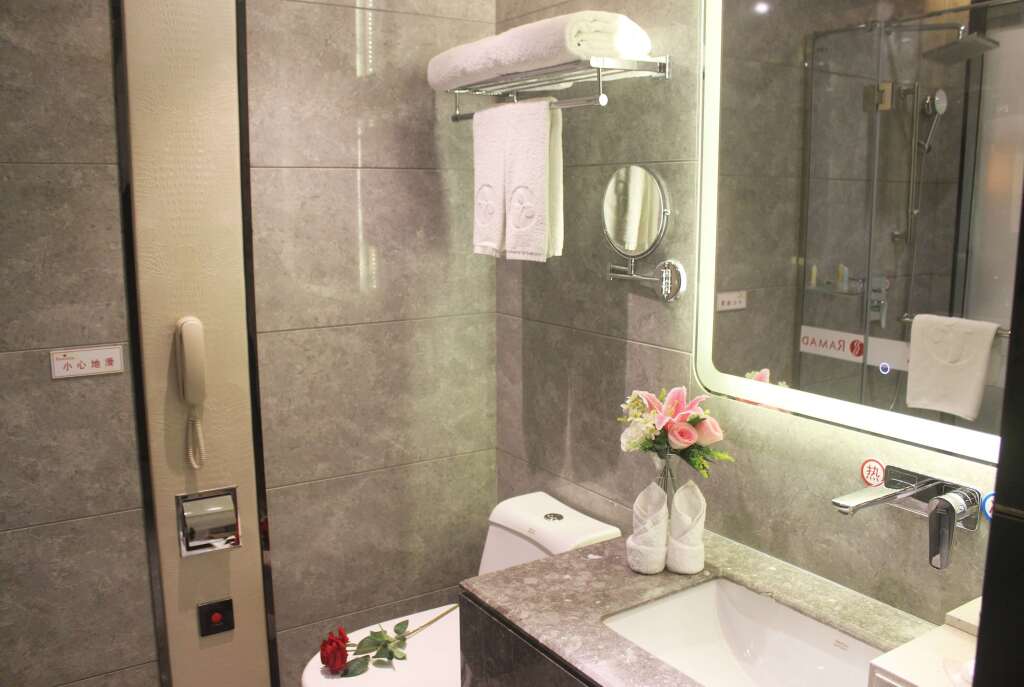 Шэньчжэнь: Ramada Shenzhen Baoan