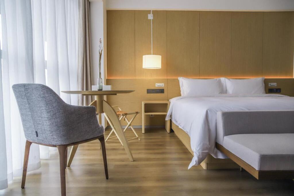 Чжэнчжоу: Zhengzhou East Railway Station Crossing Hotel
