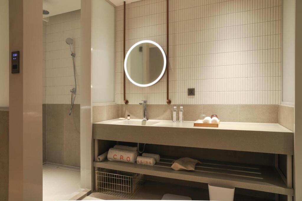 Чжэнчжоу: Zhengzhou East Railway Station Crossing Hotel
