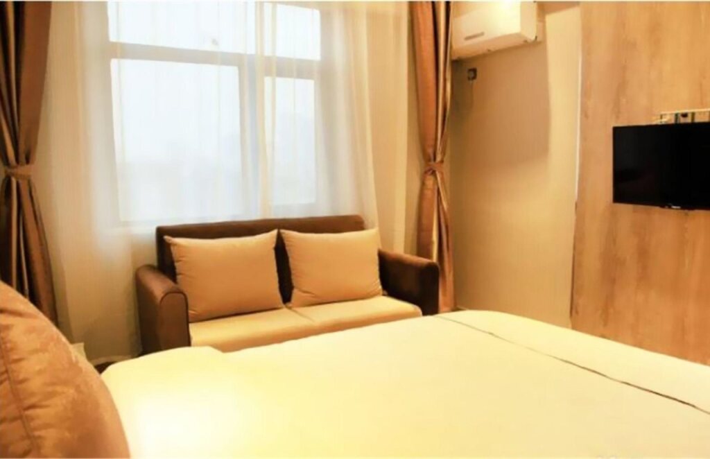 Ухань: Leisure Hotel