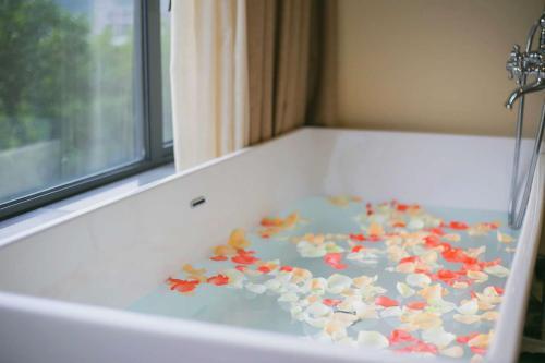 Гуйлинь: The Beyond Villa Guilin