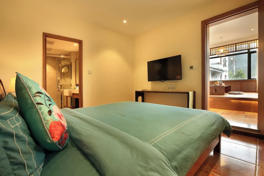 Гуйлинь: The Beyond Villa Guilin