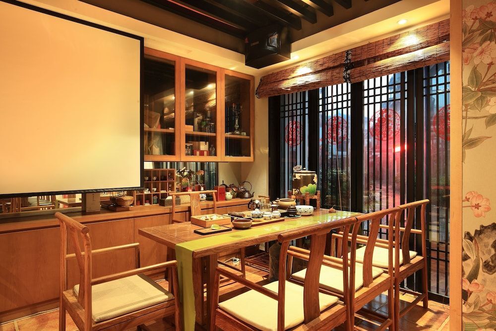 Гуйлинь: The Beyond Villa Guilin