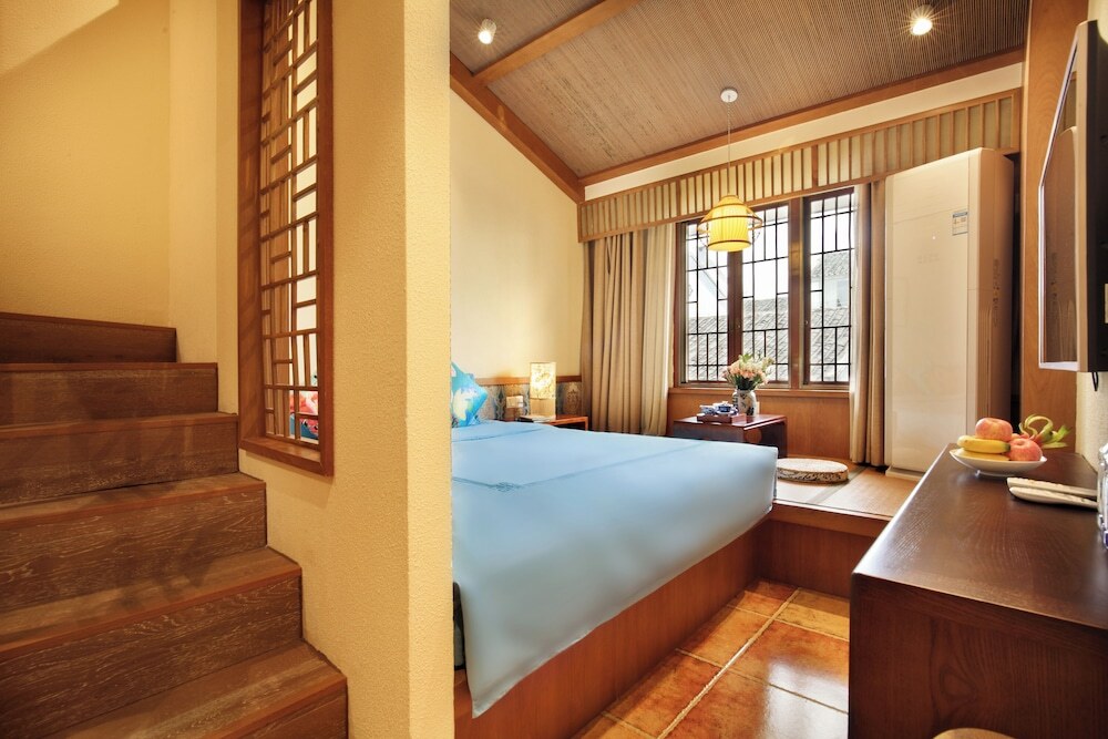 Гуйлинь: The Beyond Villa Guilin