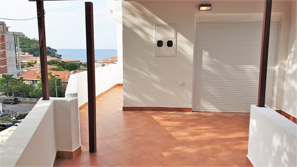 Beautiful Sea View Apartment — фото 6