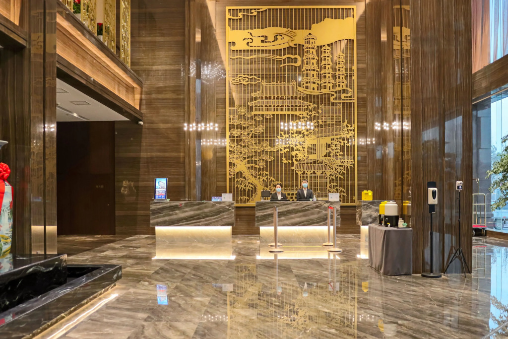 Цзиньчжун: Yun-Ray Phoenix Hotel