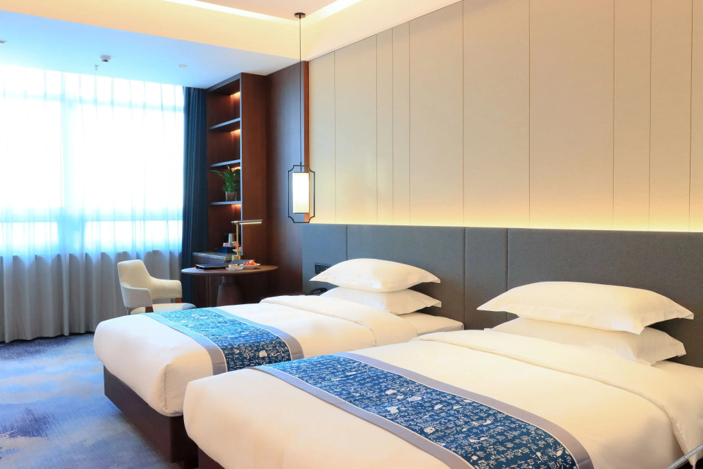 Цзиньчжун: Yun-Ray Phoenix Hotel