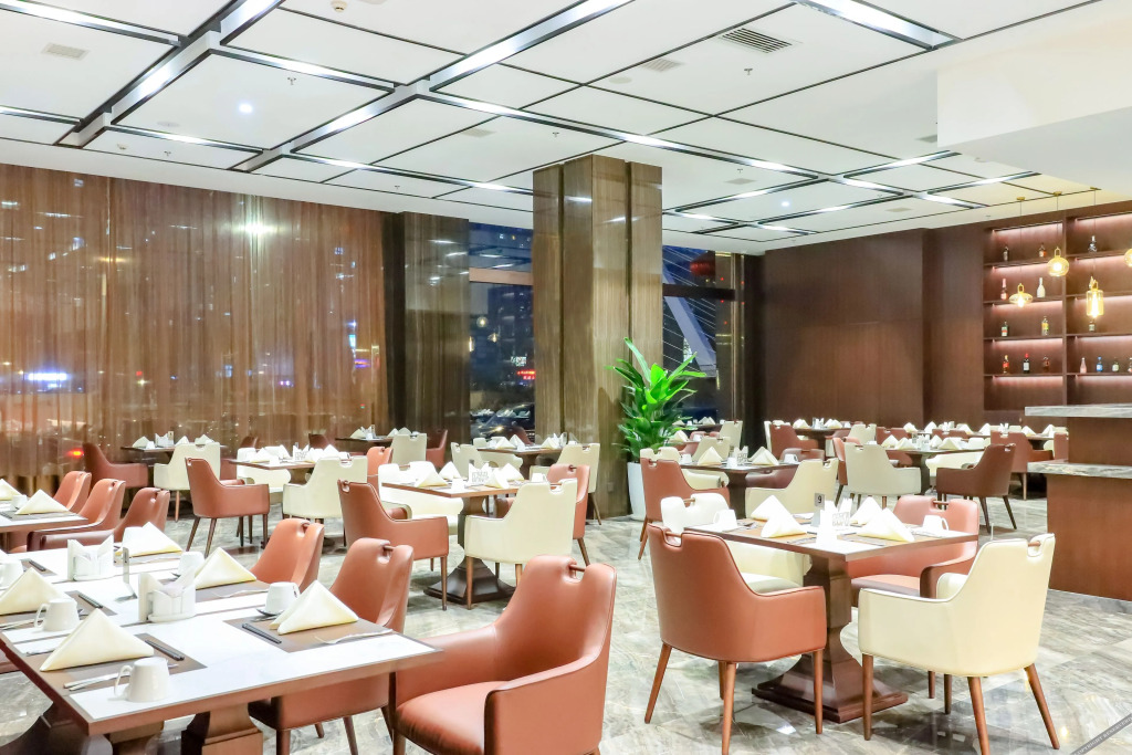 Цзиньчжун: Yun-Ray Phoenix Hotel