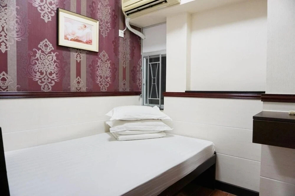 Гонконг: National Inn HK