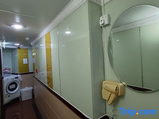 Гонконг: National Inn HK