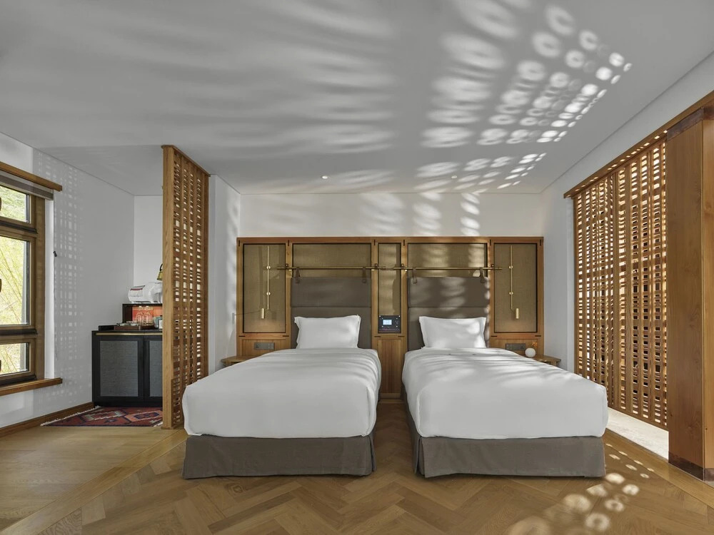 Шангри-Ла: LUX Tea Horse Road Shangri-La