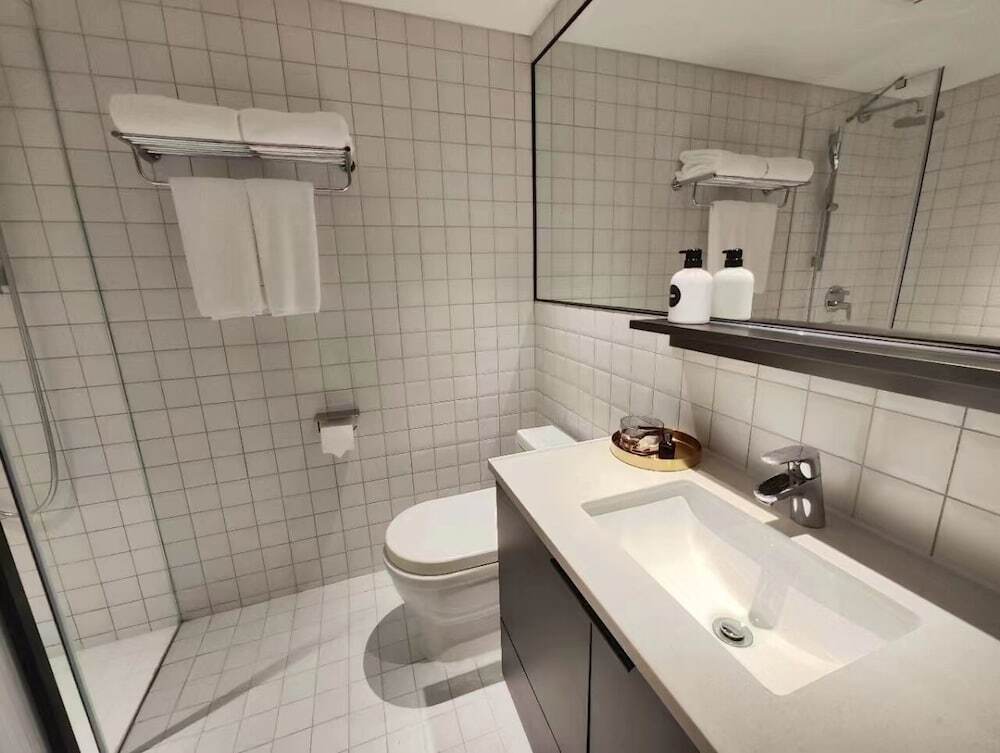 Пекин: base-Wangfujing Serviced Apartment
