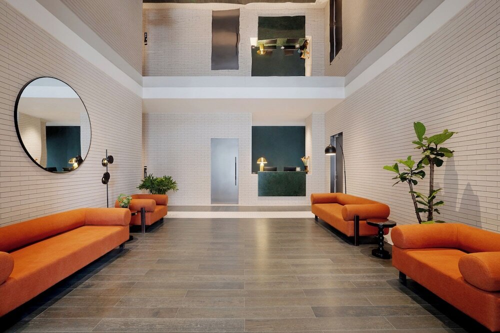 Пекин: base-Wangfujing Serviced Apartment