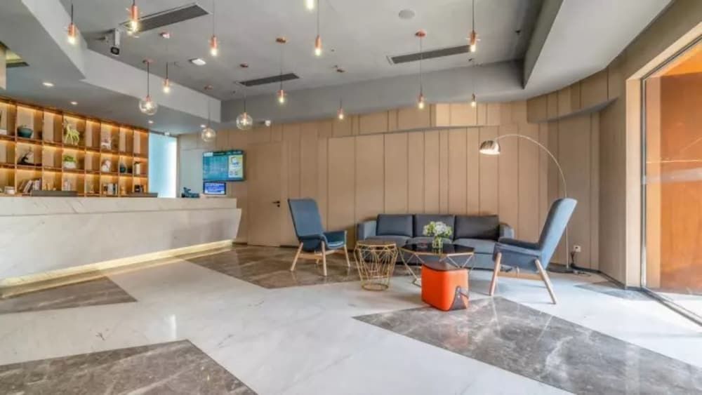 Чунцин: Vyluk Hotel Chongqing Light Rail Station
