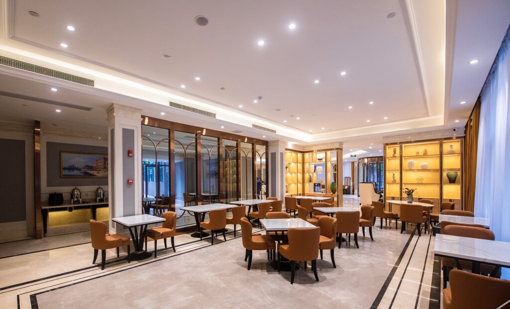 Чунцин: Vienna Hotel (Kaizhou Hanfeng Lake)
