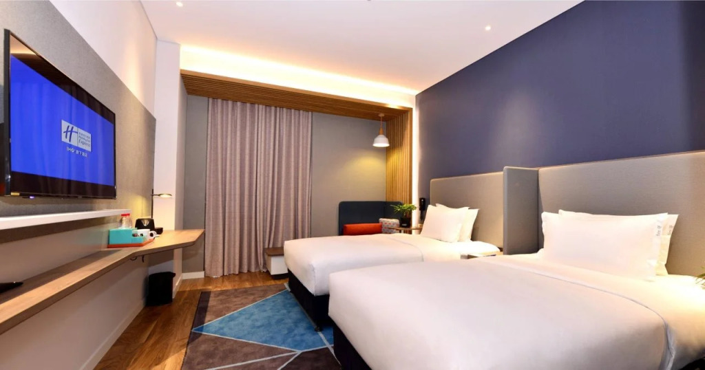 Лоян: Holiday Inn Express Luanchuan