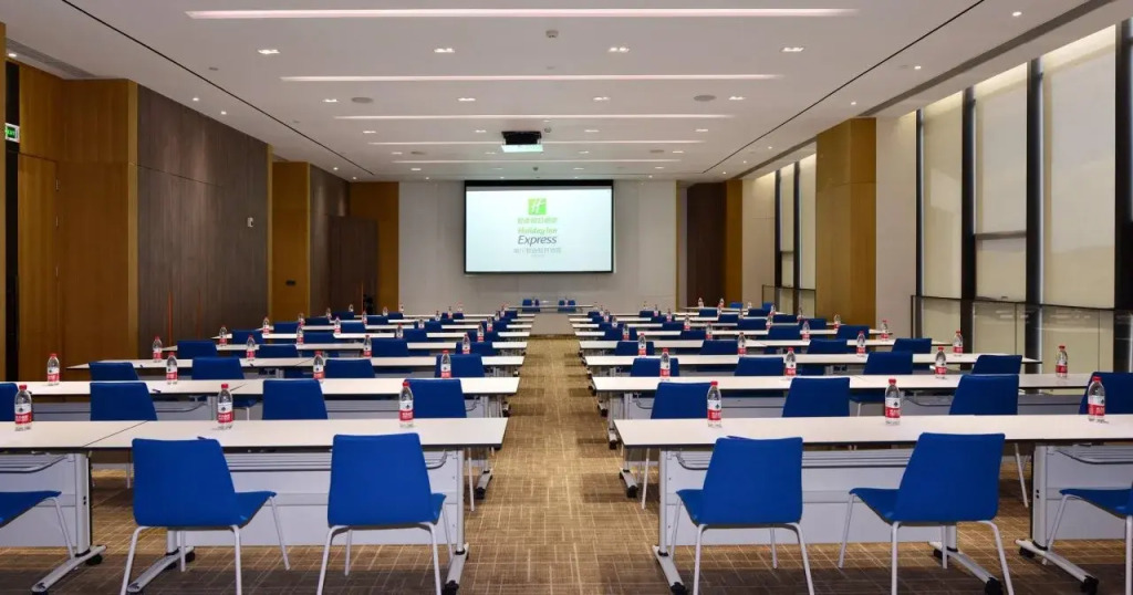 Лоян: Holiday Inn Express Luanchuan