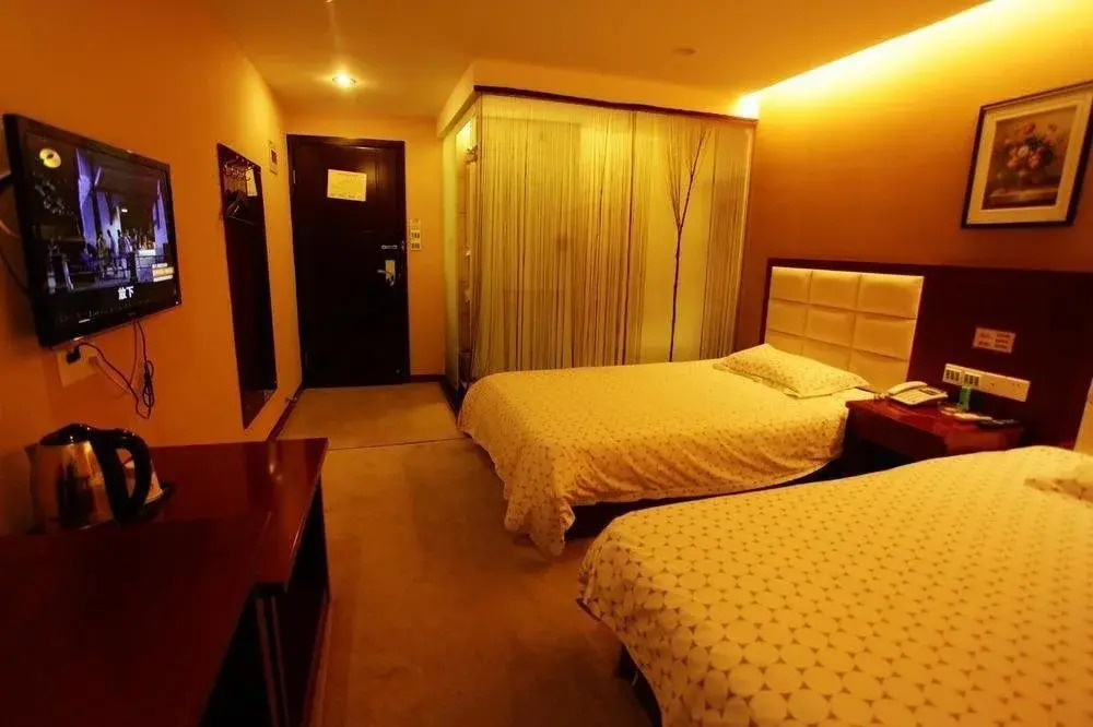 Ухань: Super 8 by Wyndham Wuchang Railway Station East Sq Jing An