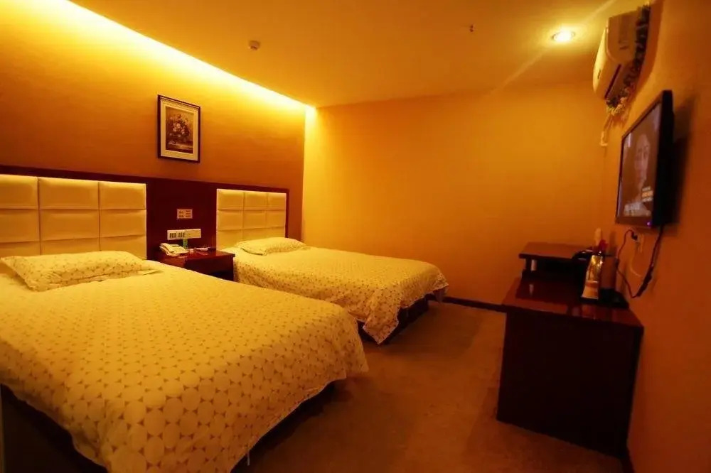 Ухань: Super 8 by Wyndham Wuchang Railway Station East Sq Jing An
