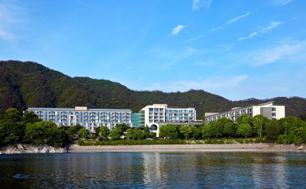 Ханчжоу: Intercontinental OneThousand Island Lake Resort