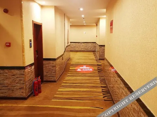 Жичжао: Huayi Hotel (Rizhao Liqun)