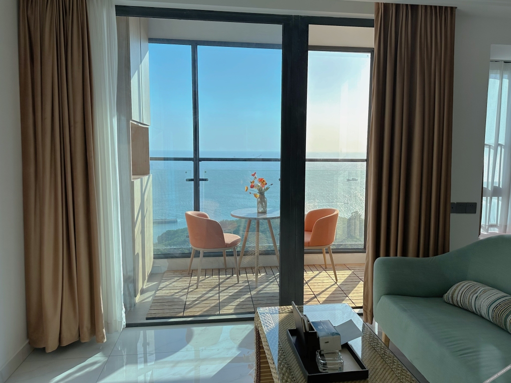 Floral Hotel·Nanao Green Water Blue Bay light luxury home stay — фото 4