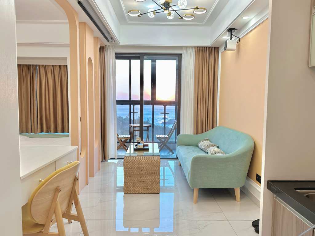 Floral Hotel·Nanao Green Water Blue Bay light luxury home stay — фото 2